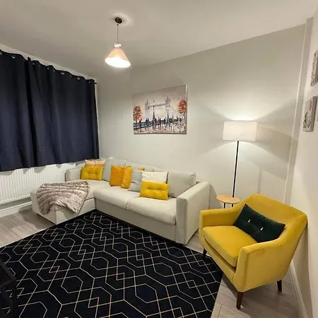 Modern 5 Bed Near Excel -Big Ben Villa London Exterior photo